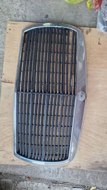 Другие автозапчасти: БУ запчаcти Руль Задние фонари mercedes w123 разбитые Решетка — 4