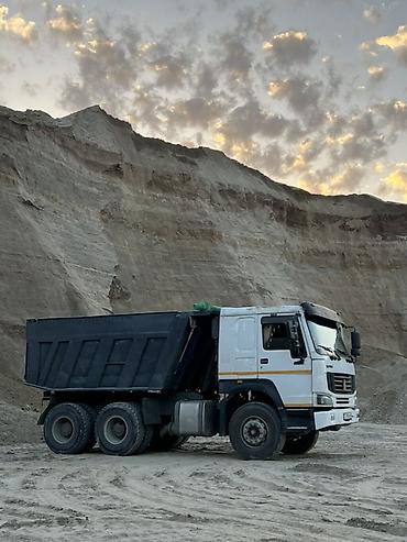 Самосвал HOWO 6x4 375- чистый тягач 10-ступка флажок Безкамерка