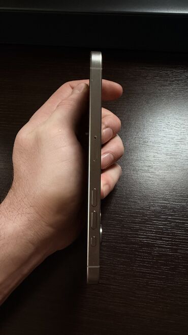 Apple iPhone: IPhone 15 Pro Max, Б/у, 256 ГБ, Natural Titanium, Защитное стекло, Чехол, Кабель, 88 % — 10