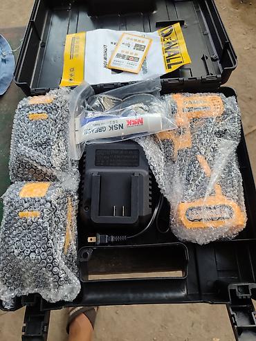 Дрели: ГАЙКАВЕРТ аккумуляторная батарейка 1 штук,новый. 2 батарейные - 4600 — 9