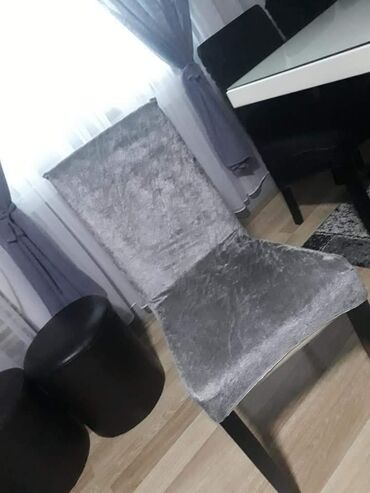 Posteljina: Rastegljive navlake za stolice plišane jednobojne CENA SETA 2400 din ( — 11