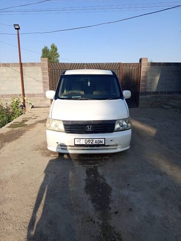 купить авто в бишкеке дешево: Продаю Honda Step, 2001год, правый руль, белый свет, растаможен КР