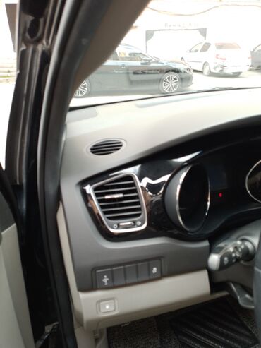 Kia: Kia Carnival / Grand Carnival miniven - Kuzov: qara rəng, geniş və — 14