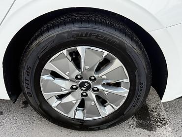 маш: Kia K5: 2020 г., 2 л, Автомат, Гибрид, Седан — 9