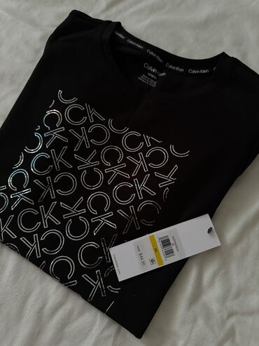 прозрачная кофта: Футболка от бренда Calvin Klein из США в черном цвете! Размер М Новая