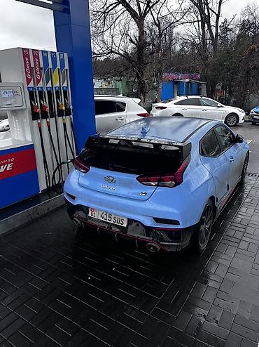 Hyundai: Hyundai Veloster: 2019 г., 2 л, Механика, Бензин, Хэтчбэк — 10