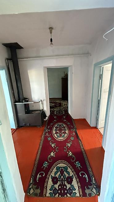 Кыймылсыз мүлк: 🏡❗️Продается уютный 3х-комнатный дом в г. Каракол!❗️ 📍 Адрес: г — 2