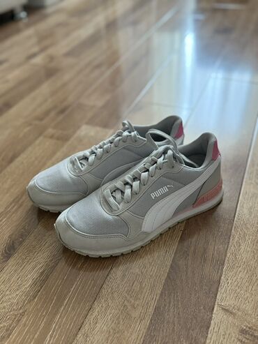 обувь женская большие размеры: Кроссовкалар, 37, Puma, Колдонулган, түсү - Боз, Өзү алып кетүү