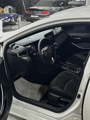 byd bot 384: Toyota Corolla: 2022 г., 1.8 л, Автомат, Гибрид, Седан — 4
