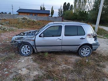 Скупка авто: Volkswagen Golf (хэтчбек, 5 дверей), серебристый цвет. Автомобиль — 3