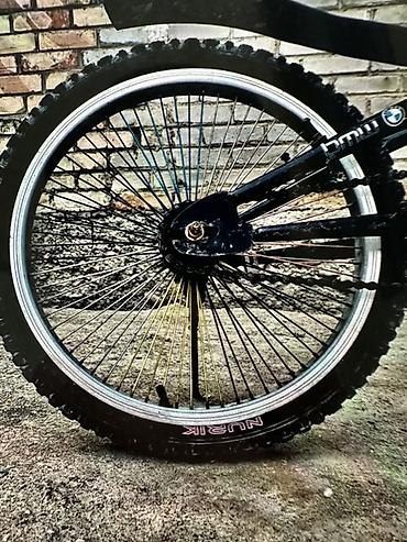 BMX велосипеды: Торг есть BMX велосипед для трюков и активного катания. - Рама — 7
