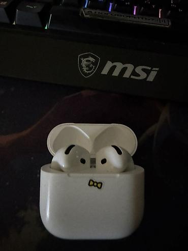 iphone 11 pr: Беспроводные наушники-вкладыши, Apple, AirPods 4, Б/у — 5