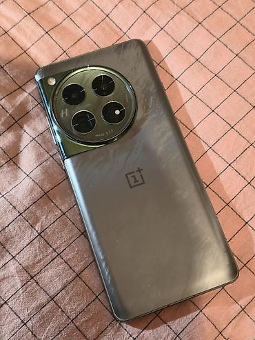 lcd tv: OnePlus 12, Б/у, 512 ГБ, цвет - Зеленый, 2 SIM — 1