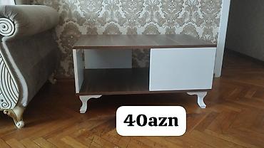 şəkillər profil üçün: Masaüstü TV/çay masası - Material: ağ və qəhvəyi laminat/MDF — 1