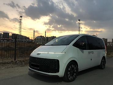 Hyundai: Hyundai Staria: 2021 г., 2.2 л, Автомат, Дизель, Минивэн — 1