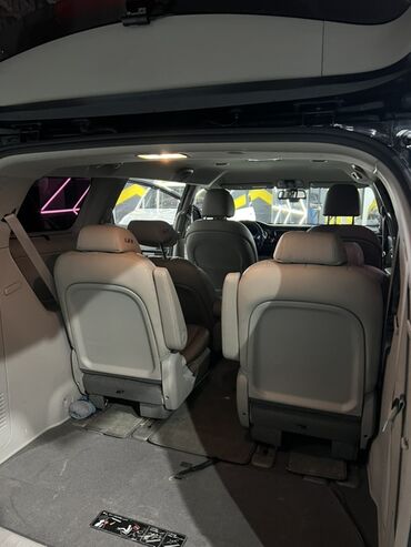 Kia: Kia Carnival: 2018 г., 2.2 л, Автомат, Дизель, Минивэн — 9