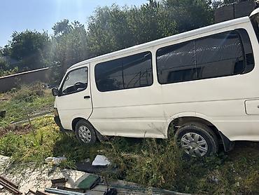 камри 44: Toyota Hiace: 1990 г., 2.4 л, Механика, Дизель, Минивэн — 5