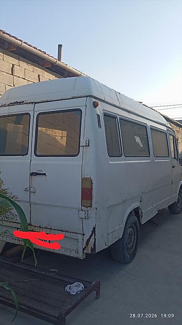 t1: Mercedes-Benz T1: 1986 г., Фургон — 1