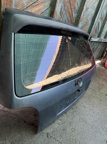 наклейка на стойку авто: Крышка багажника гольф 3 mk3 с оригинальным спойлером — 1