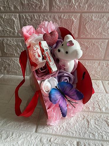 Praznična dekoracija: 🌸🌷 cvetni box setovi 🌷🌸 tražiš savršen poklon koji ostavlja bez daha? — 3