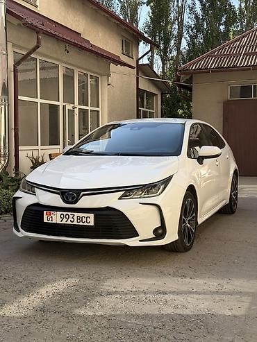 rd 1: Toyota Corolla: 2022 г., 1.8 л, Вариатор, Гибрид, Седан — 1