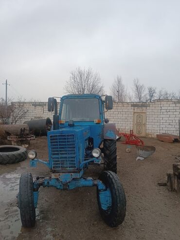 Traktorlar: Traktor Belarus (MTZ) 82, 82 at gücü, motor 1 l, İşlənmiş