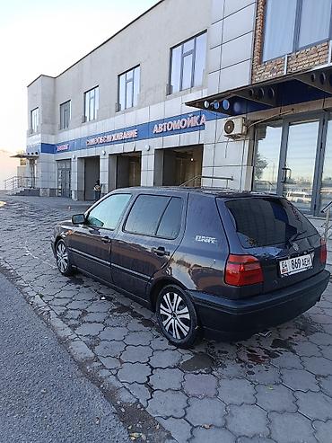 Volkswagen: Volkswagen Golf: 1993 г., 1.6 л, Механика, Бензин, Хэтчбэк — 9