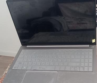 Ноутбук 15–16" на базе AMD Ryzen 9 6900HX Состояние нового Пленка на