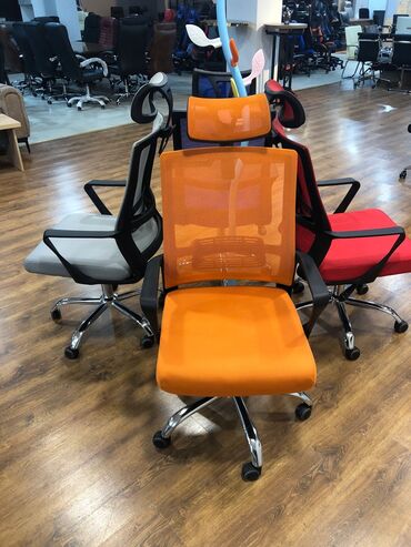 Ofis və oyun kresloları: Yeni, Təkərli, Qolları tənzimlənmir, Parça — 3