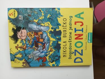 knjige ara: Dečija knjiga "Dogodovštine jednog Džonija" zabavna. Jako preporučena