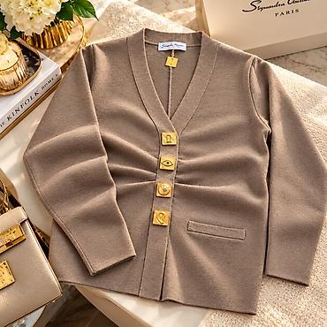 ag jaket: Zərif dizayna sahib qadın kardiqanı. - Rəng: taupe/boz-qəhvəyi - — 1