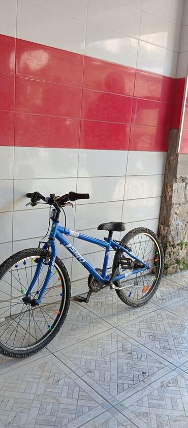 24 dyumlu velosiped: Uşaq/yeniyetmə üçün MTB tipli velosiped - Marka/model: FSMO (kadr