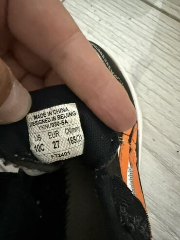 Детская обувь: Детская обувь 1 детские утепленные Кросовки. Красивые состояние — 21