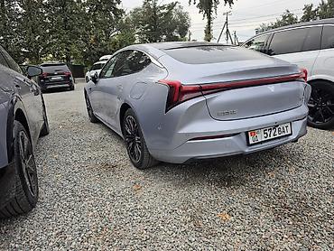 Hozon: Hozon Neta S: 2023 г., 1.5 л, Автомат, Гибрид, Седан — 4