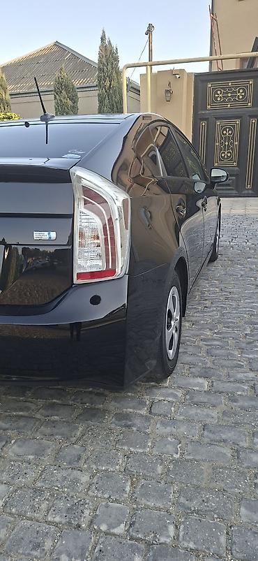 Toyota: Toyota Prius: 1.8 l | 2015 il Hetçbek — 8