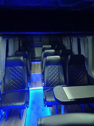 w210 e320: Пассажирский микроавтобус Mercedes-Benz Sprinter (длинная база — 2