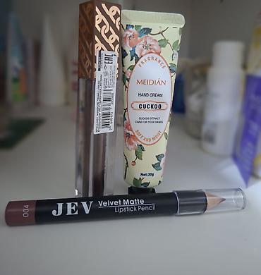 jev cosmetics: Kosmetik dəst, 3 məhsul, Yeni, Ünvandan götürmə — 1