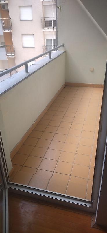Dugoročni najam stanova: Dvosoban stan sa lođom – kompletno namešten - Raspored: izdvojena — 10