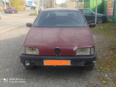 volk racing: Volkswagen Passat: 1992 г., 1.8 л, Механика, Бензин, Седан