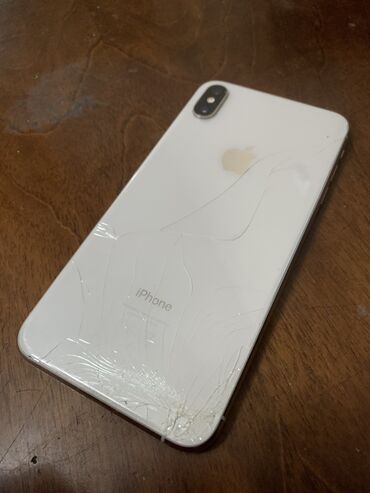 Apple iPhone: IPhone Xs Max, Б/у, 256 ГБ, White Titanium, Чехол, 80 %