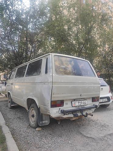 переоборудование бусов: Volkswagen Transporter: 1989 г., 2 л, Механика, Бензин, Фургон — 4
