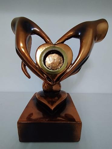 Ev üçün digər mebel: Suvener, demirden, çerçiveli şekil qoymaq olar hündürlük 25 sm — 1