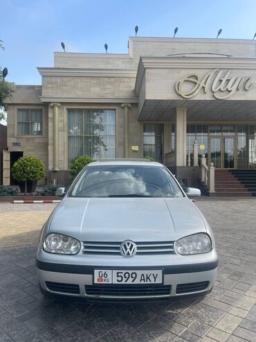хетчбек: Volkswagen Golf: 2001 г., 1.6 л, Автомат, Бензин, Хэтчбэк