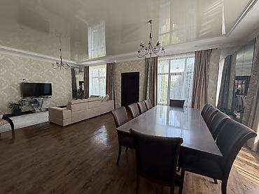 Продажа коттеджей и домов: 6 комнат, 230 м², 6 соток, Бишкек, Азия Молл Собственник — 17