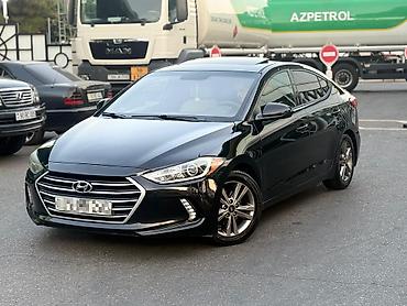 audi a8: Hyundai Elantra: 2 l | 2017 il Sedan — 6