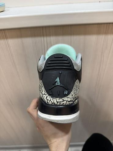 Кроссовки и спортивная обувь: Продаю б/у джордан 3 ОРИГИНАЛ ОРИГИНАЛ размер 43 без стелек шнурки — 6