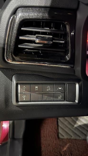 roewe ei5: Ssangyong Tivoli: 2020 г., 1.5 л, Автомат, Бензин, Кроссовер — 10