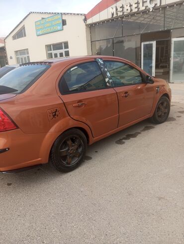 Chevrolet: Chevrolet Aveo: 1.4 l | 2007 il 2658909 km Sedan — 5