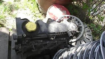 Delovi motora: MOTOR 1,9 JTD U DELOVE GLAVA | Prodaja u delove prolupao na — 3