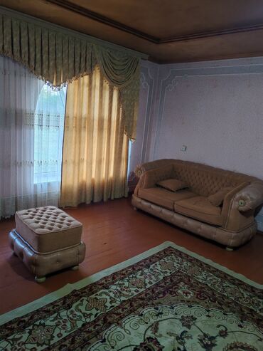 Günlük kirayə evlər: 200 kv. m, 4 otaqlı — 10